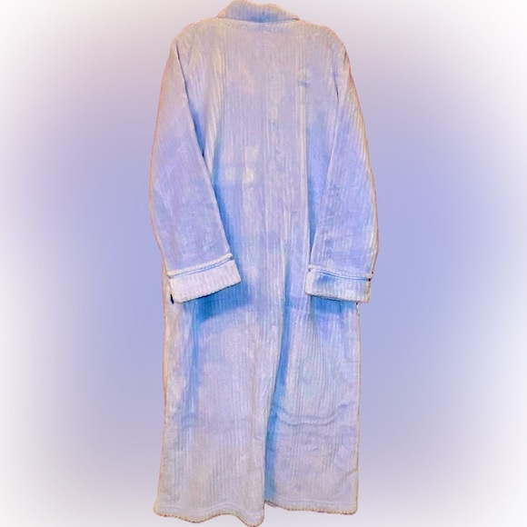 Simply Basic Zip-Front Robe, Light Blue, Size L, Like-New, Perfect Condition - Picture 2 of 12